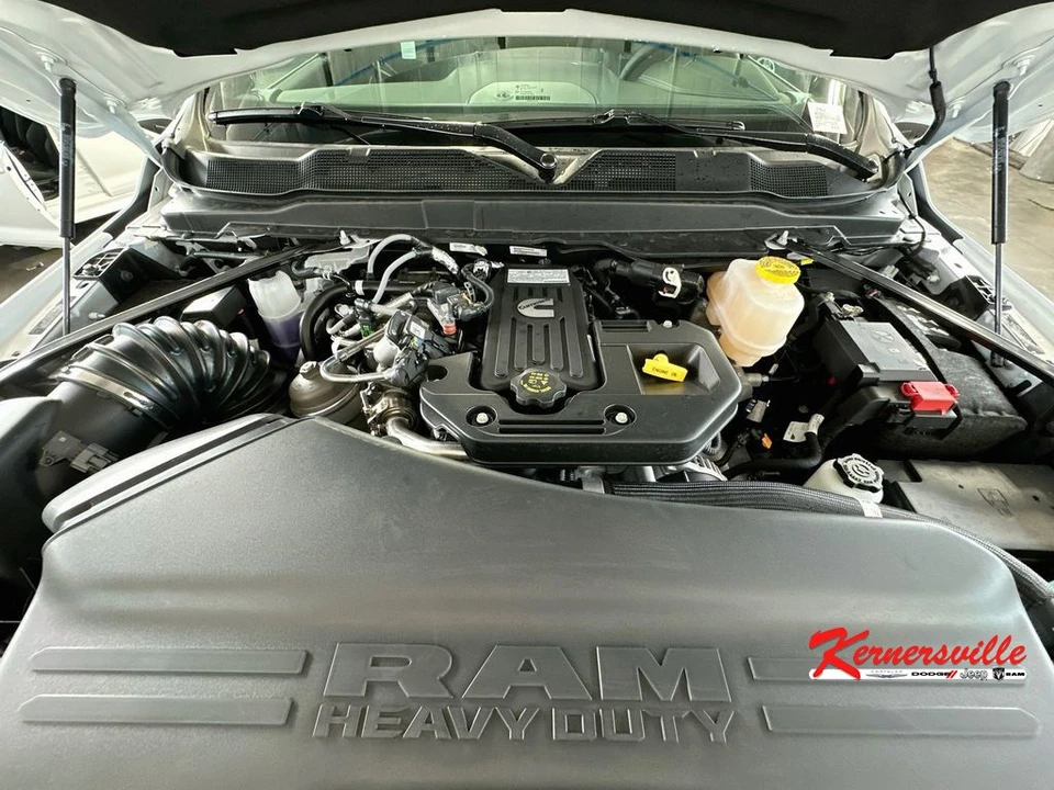 2026 Ram 4500 & 5500 - Image 16 of 20