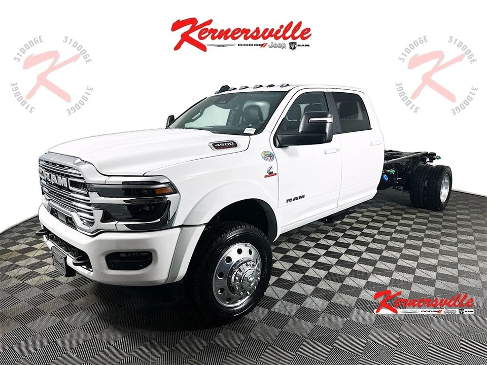 2026 Ram 4500 & 5500 - Image 3 of 20