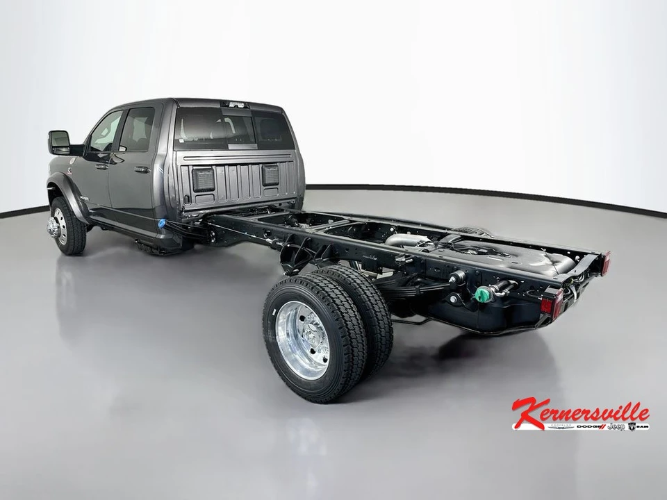 2026 Ram 4500 & 5500 - Image 5 of 20
