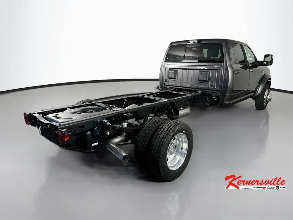 2026 Ram 4500 & 5500 - Image 7 of 20