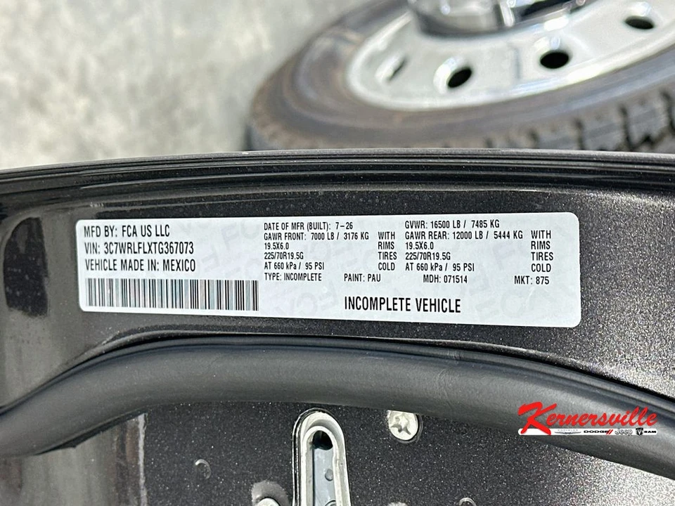 2026 Ram 4500 & 5500 - Image 18 of 20