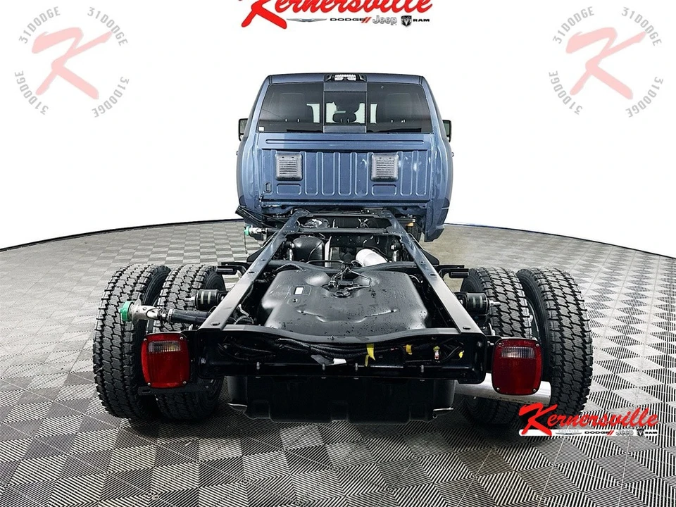 2026 Ram 4500 & 5500 - Image 6 of 21