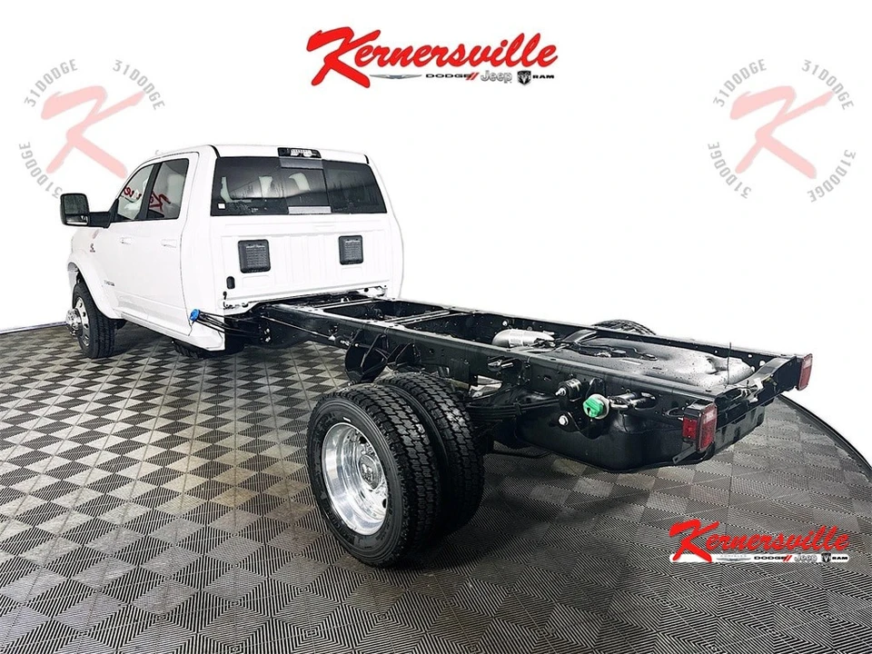 2026 Ram 4500 & 5500 - Image 5 of 20