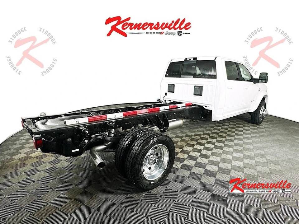 2026 Ram 4500 & 5500 - Image 7 of 20