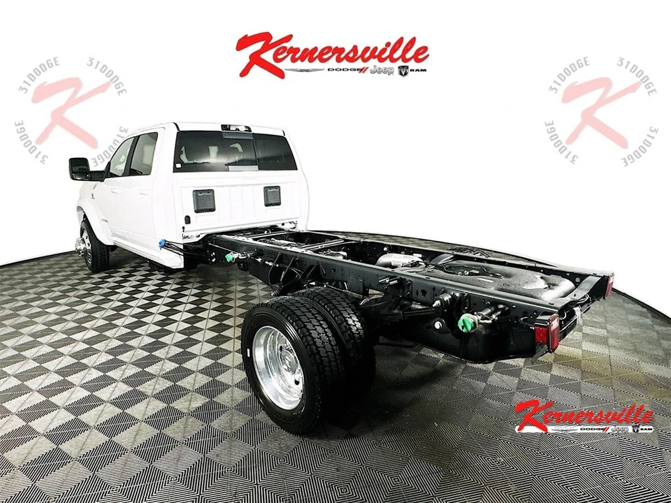 2026 Ram 4500 & 5500 - Image 5 of 20