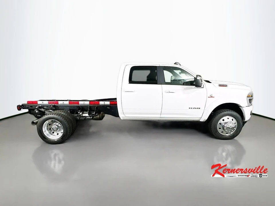 2026 Ram 4500 & 5500 - Image 8 of 20