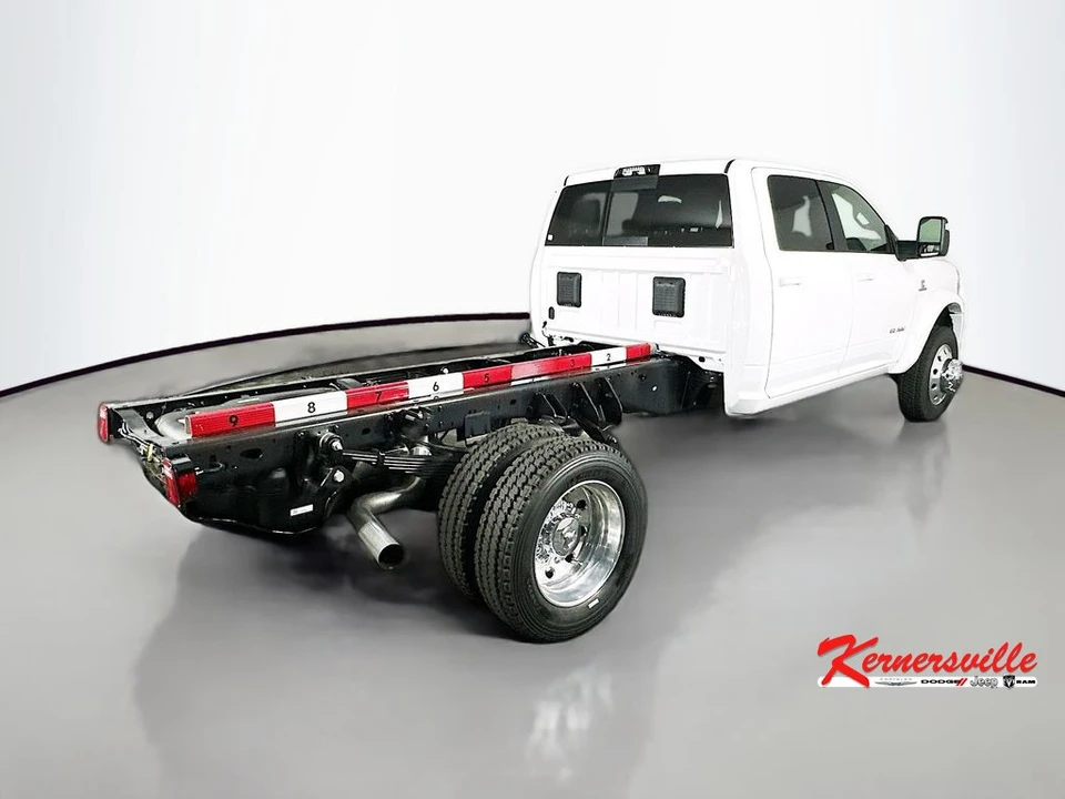 2026 Ram 4500 & 5500 - Image 7 of 20
