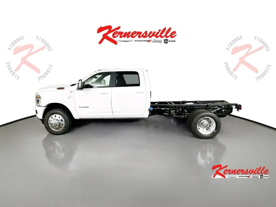 2026 Ram 4500 & 5500 - Image 4 of 20
