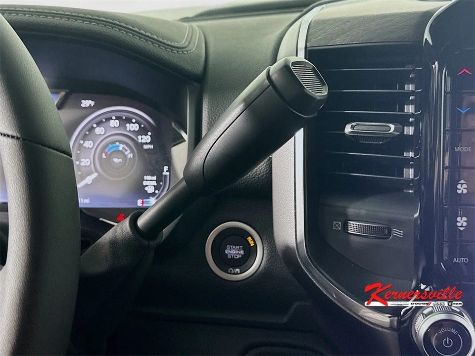 2026 Ram 4500 & 5500 - Image 12 of 20