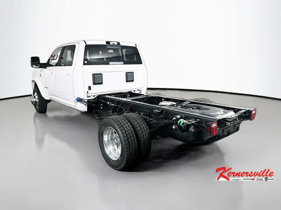 2026 Ram 4500 & 5500 - Image 5 of 20