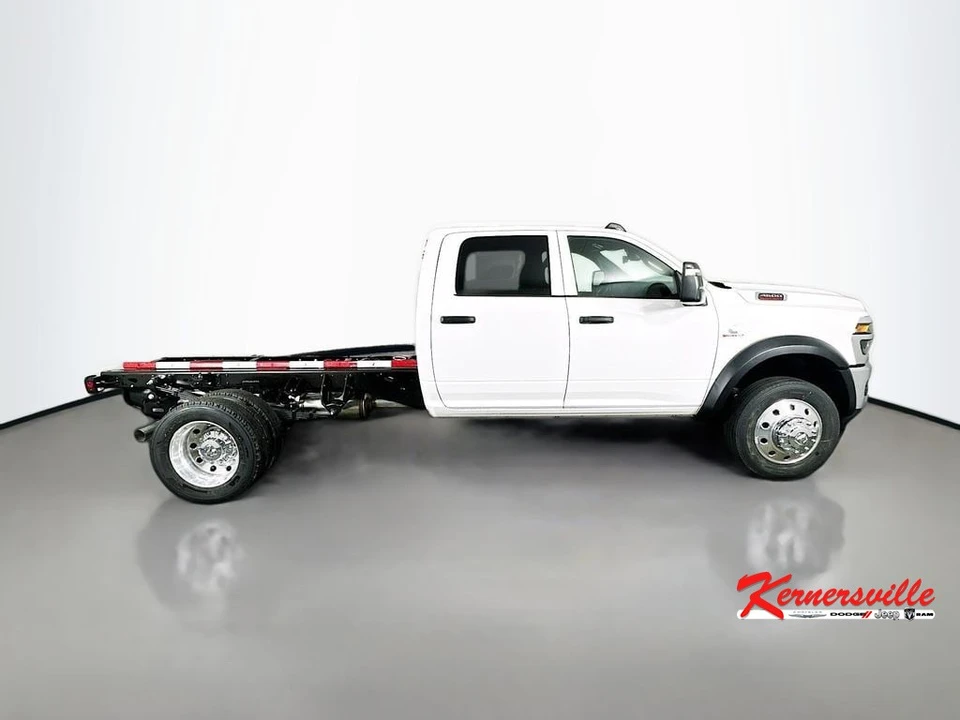 2026 Ram 4500 & 5500 - Image 8 of 21
