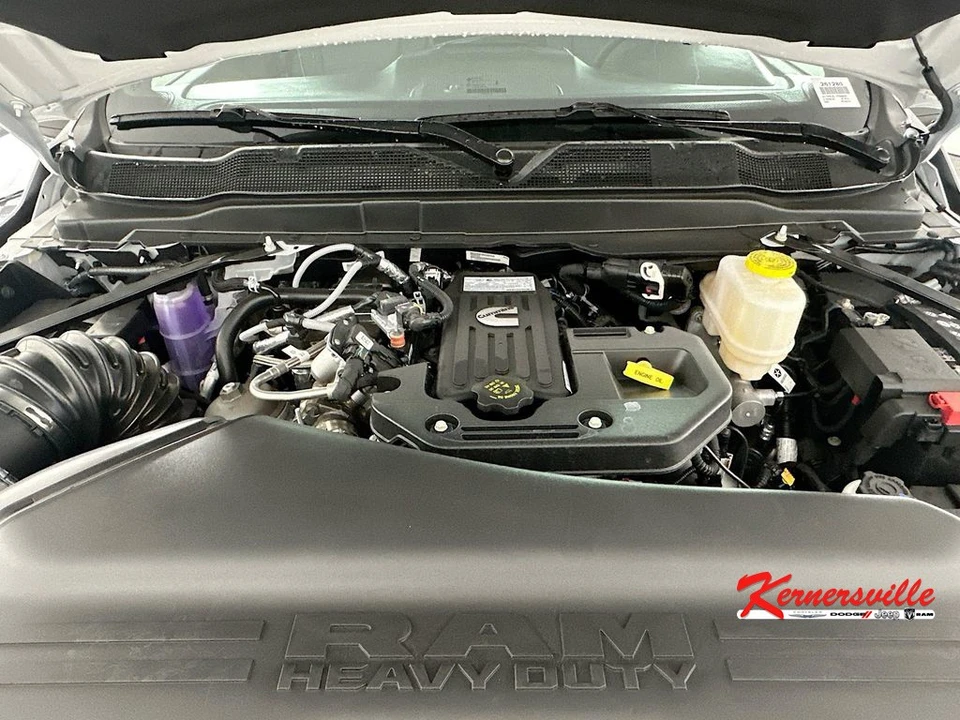 2026 Ram 4500 & 5500 - Image 17 of 21