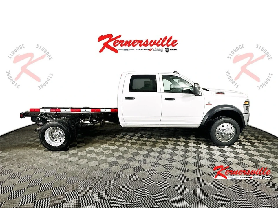 2026 Ram 4500 & 5500 - Image 8 of 20