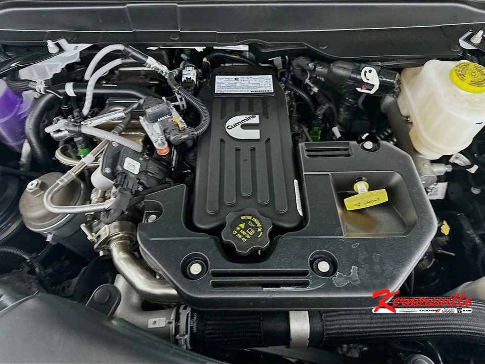 2026 Ram 4500 & 5500 - Image 17 of 20