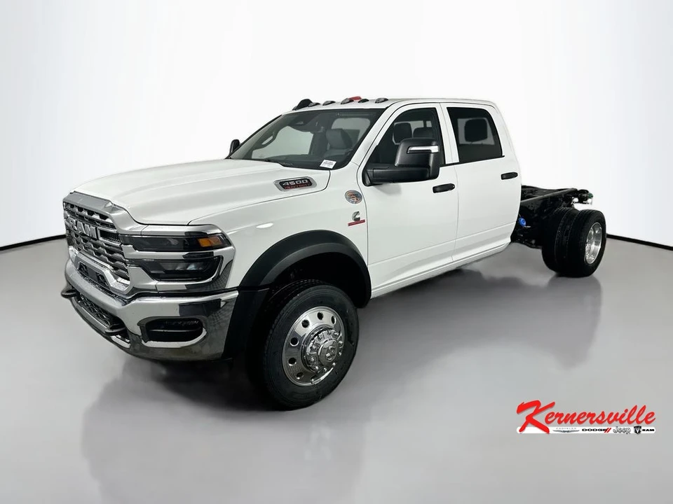 2026 Ram 4500 & 5500 - Image 3 of 20