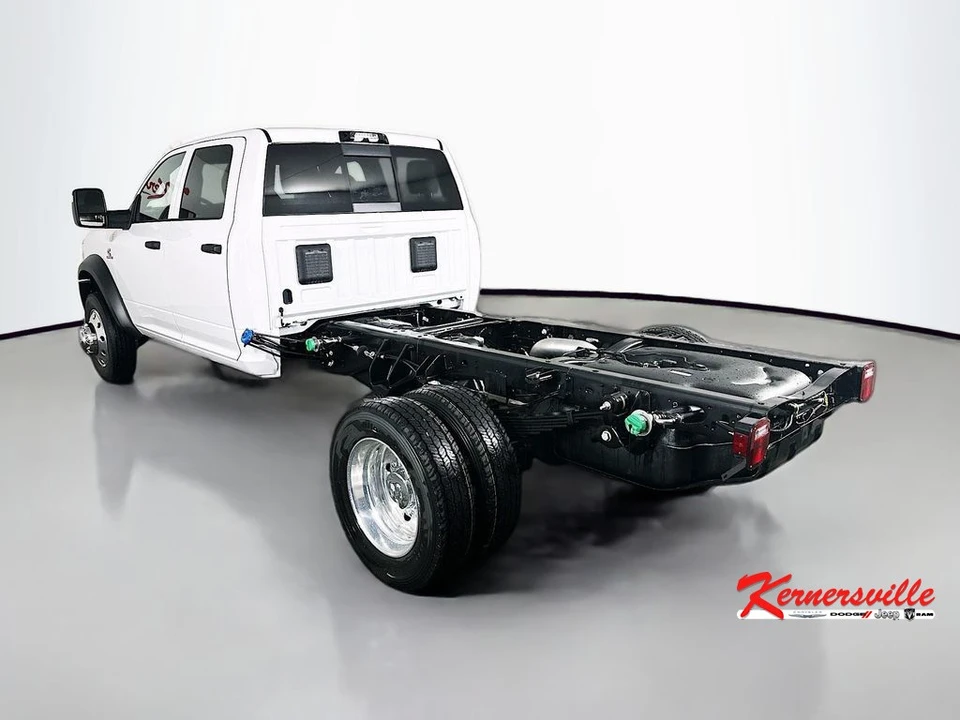 2026 Ram 4500 & 5500 - Image 5 of 20