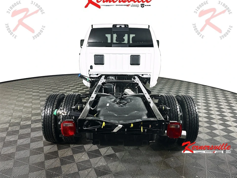 2026 Ram 4500 & 5500 - Image 6 of 20