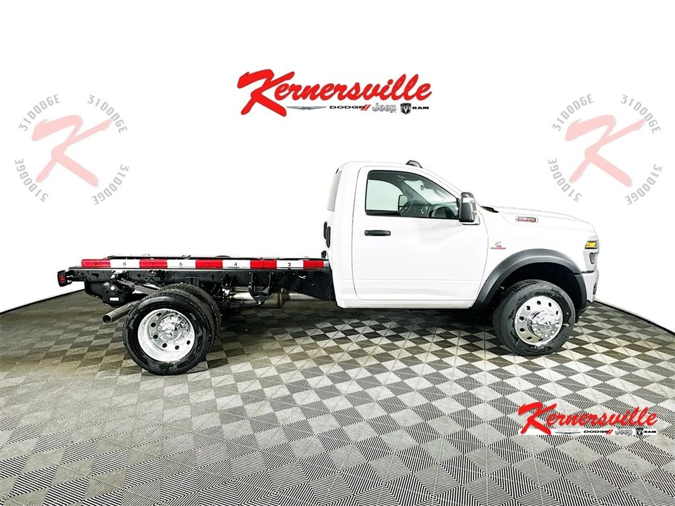2026 Ram 4500 & 5500 - Image 8 of 21