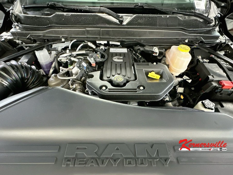 2026 Ram 4500 & 5500 - Image 16 of 20