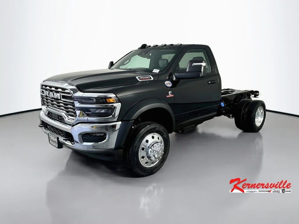 2026 Ram 4500 & 5500 - Image 3 of 20