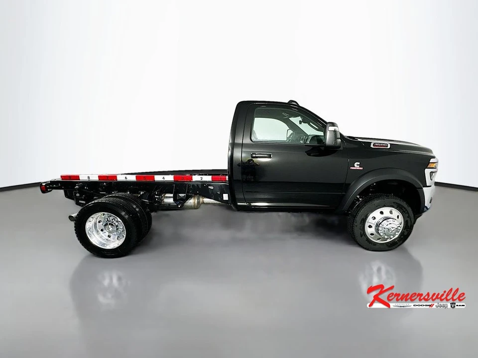 2026 Ram 4500 & 5500 - Image 8 of 20