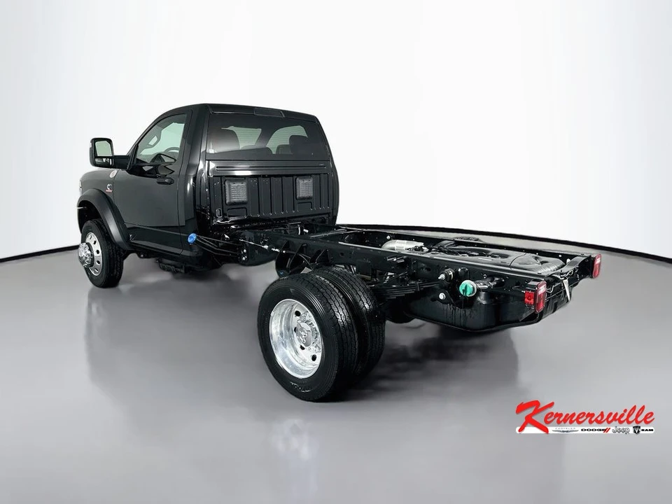 2026 Ram 4500 & 5500 - Image 5 of 20