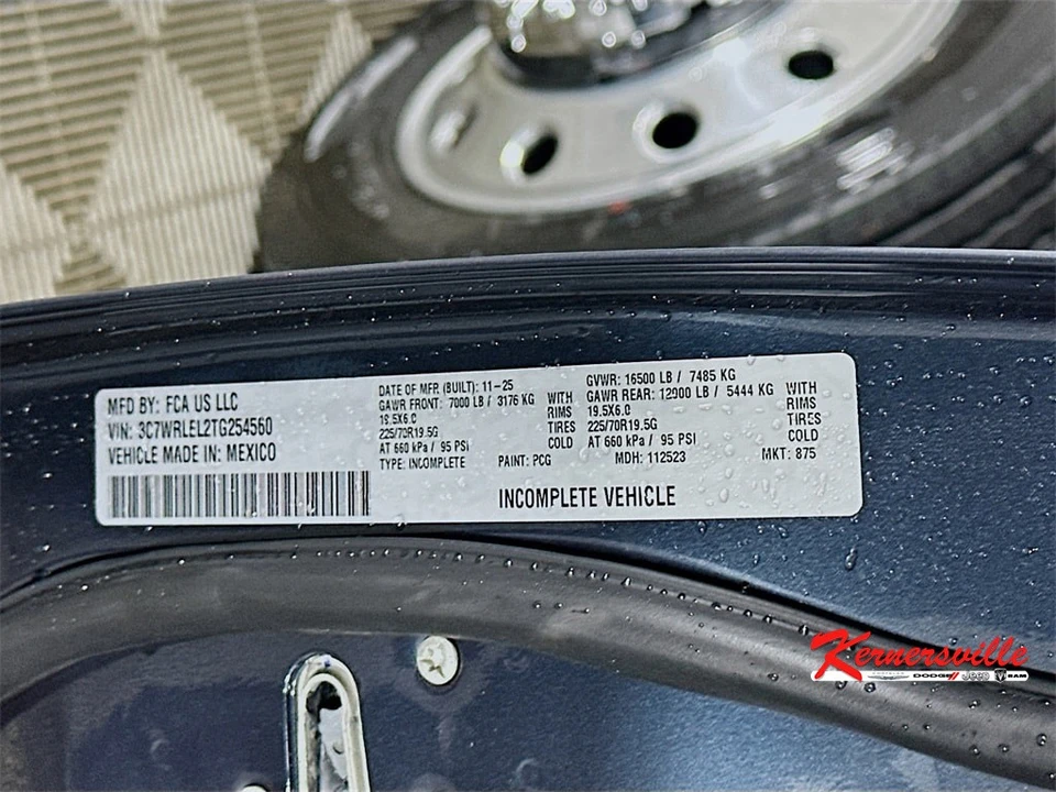 2026 Ram 4500 & 5500 - Image 18 of 20