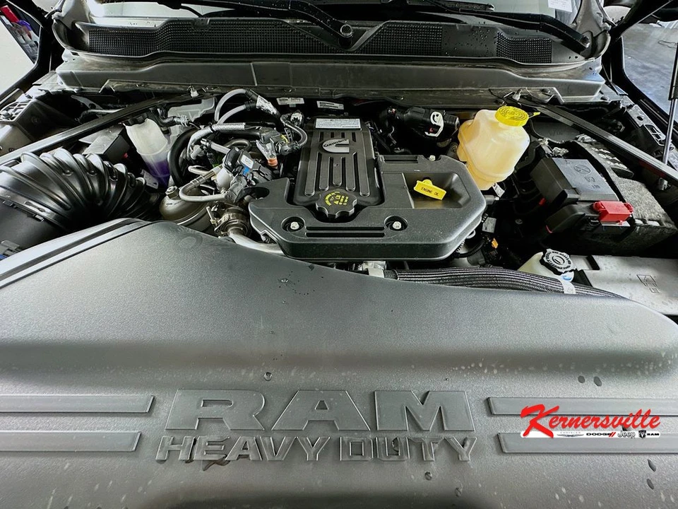 2026 Ram 4500 & 5500 - Image 16 of 20
