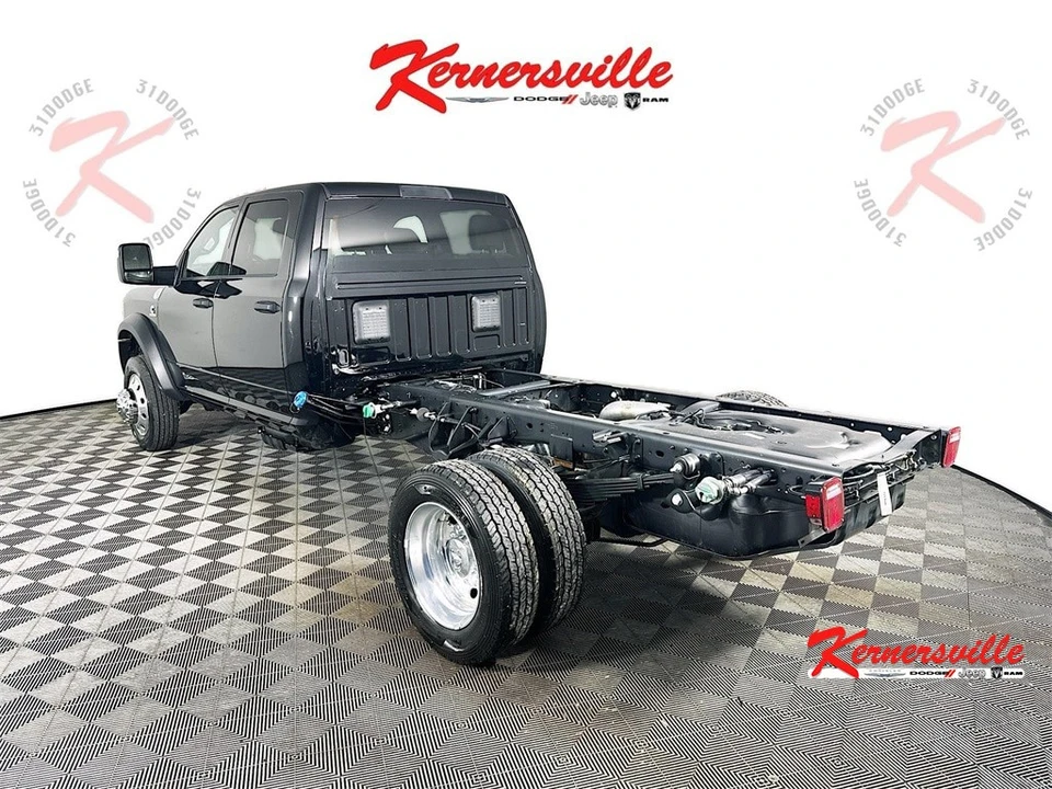 2026 Ram 4500 & 5500 - Image 5 of 20