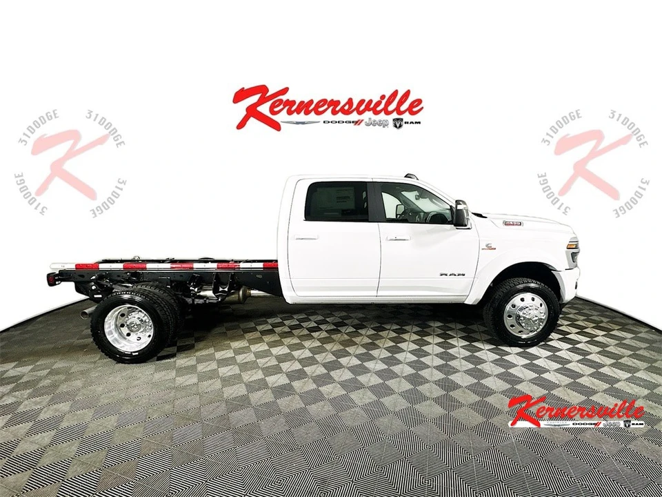 2026 Ram 4500 & 5500 - Image 8 of 20