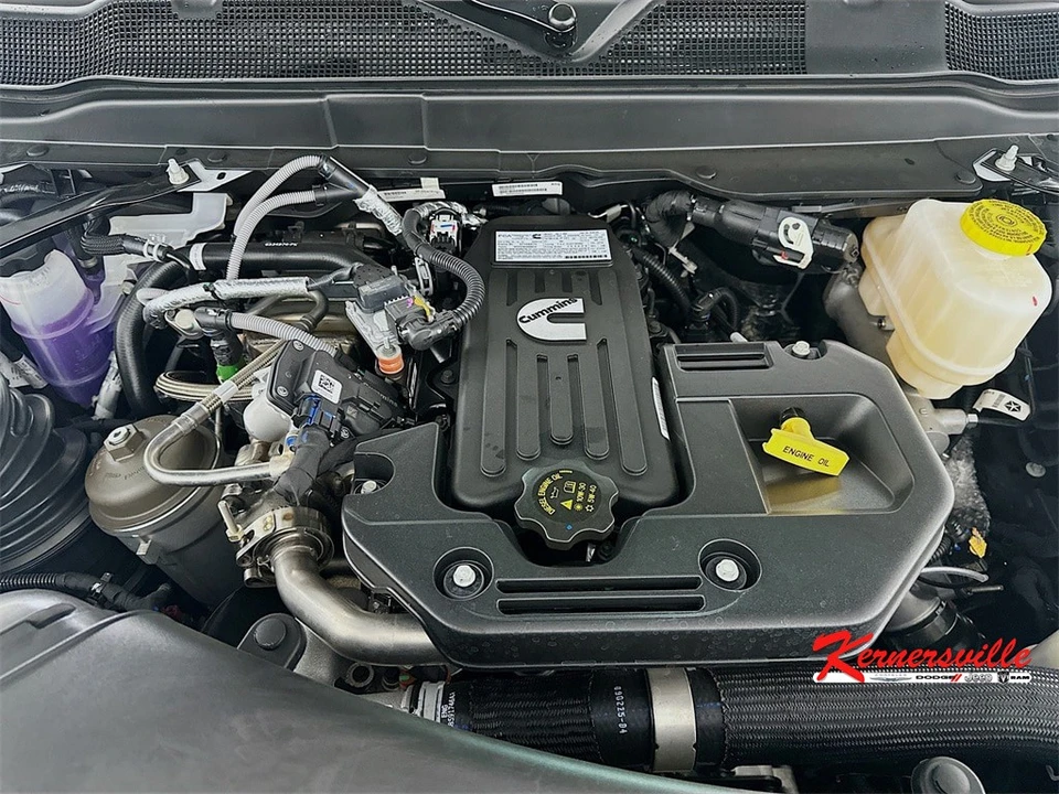 2026 Ram 4500 & 5500 - Image 17 of 20
