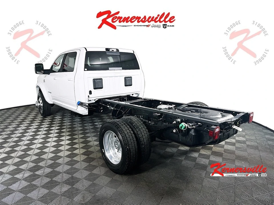 2026 Ram 4500 & 5500 - Image 5 of 20