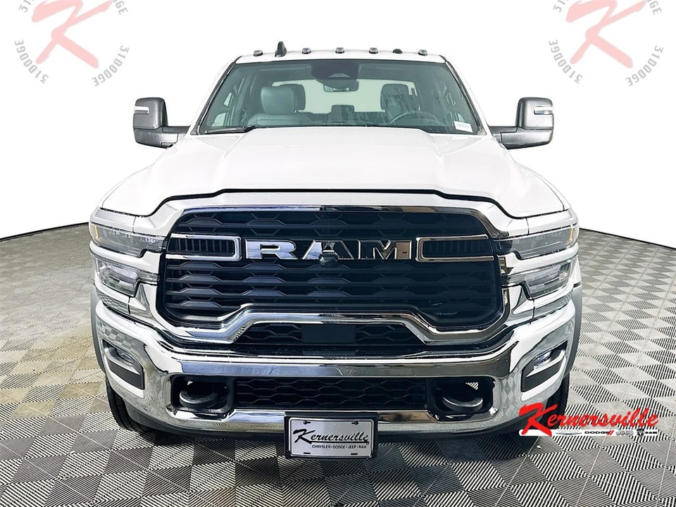 2026 Ram 4500 & 5500 - Image 2 of 20