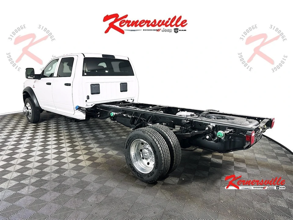 2026 Ram 4500 & 5500 - Image 5 of 20