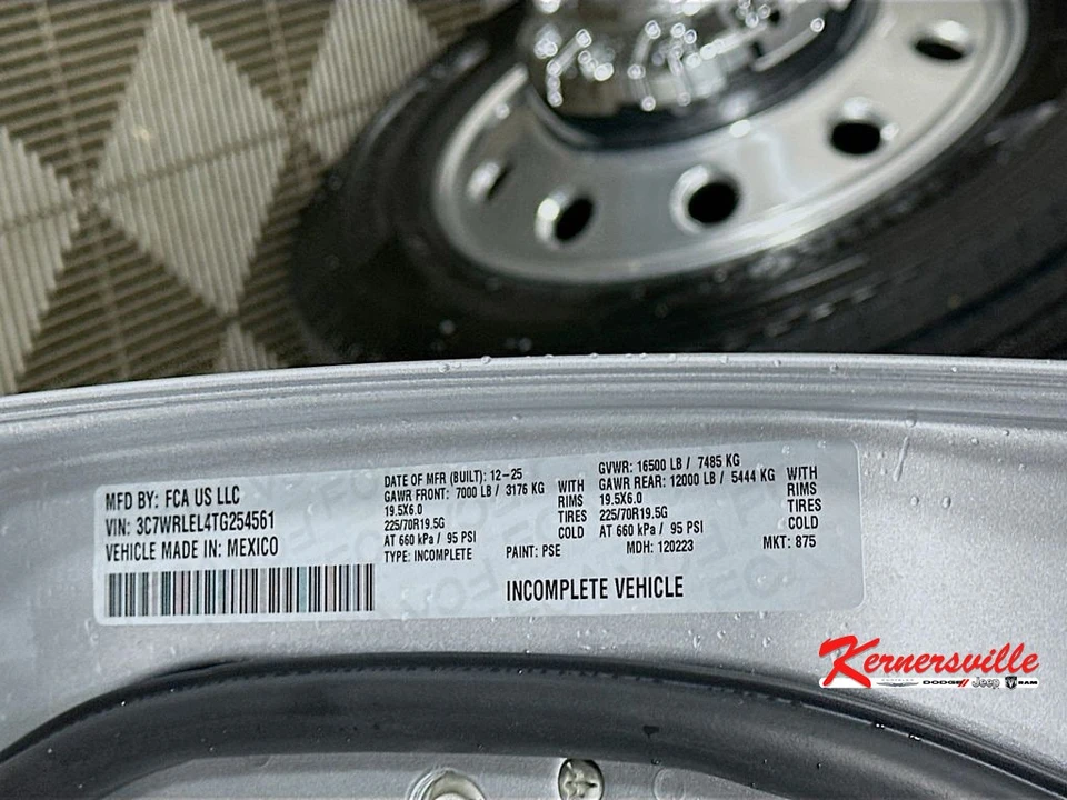 2026 Ram 4500 & 5500 - Image 18 of 20