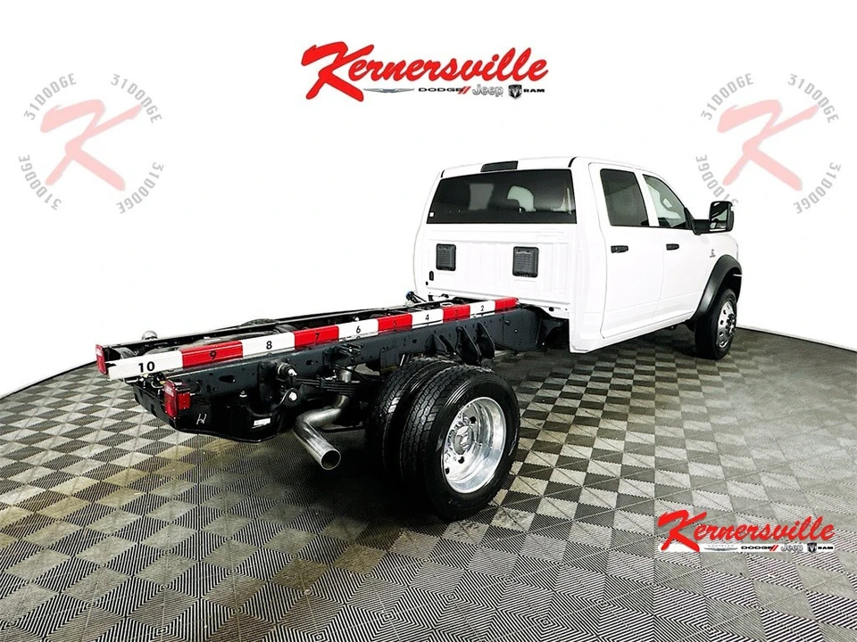 2026 Ram 4500 & 5500 - Image 7 of 20