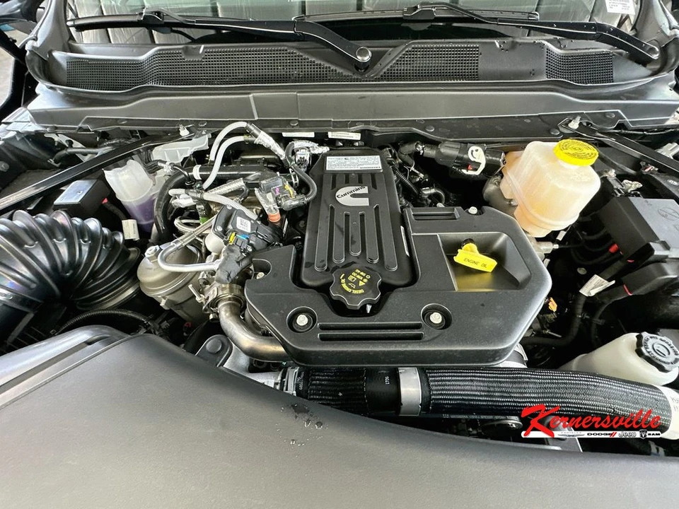 2026 Ram 4500 & 5500 - Image 16 of 20