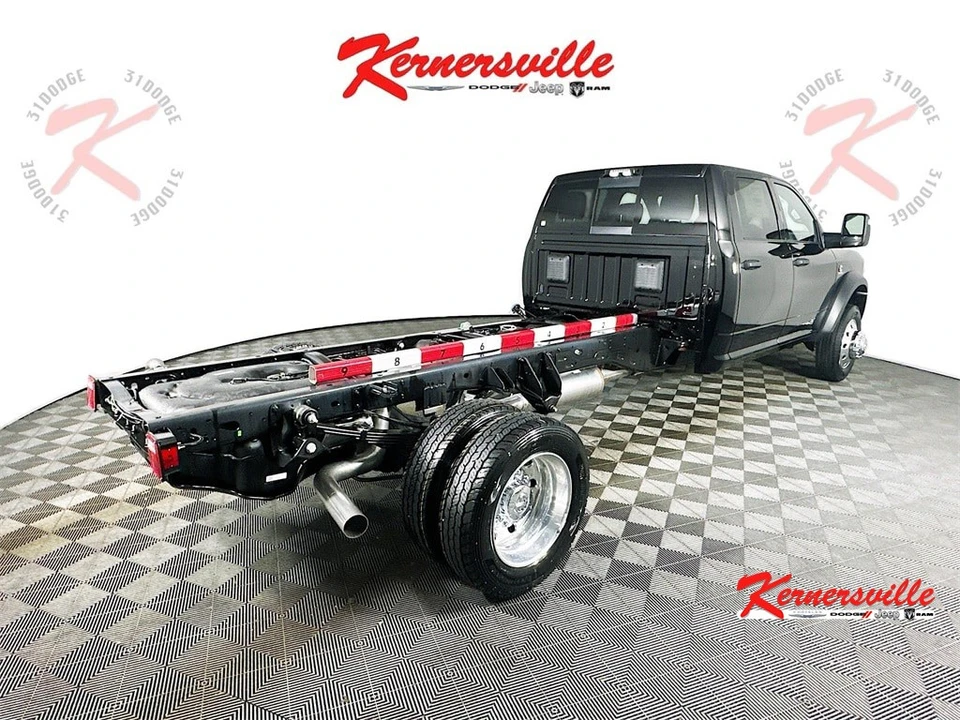 2026 Ram 4500 & 5500 - Image 7 of 12