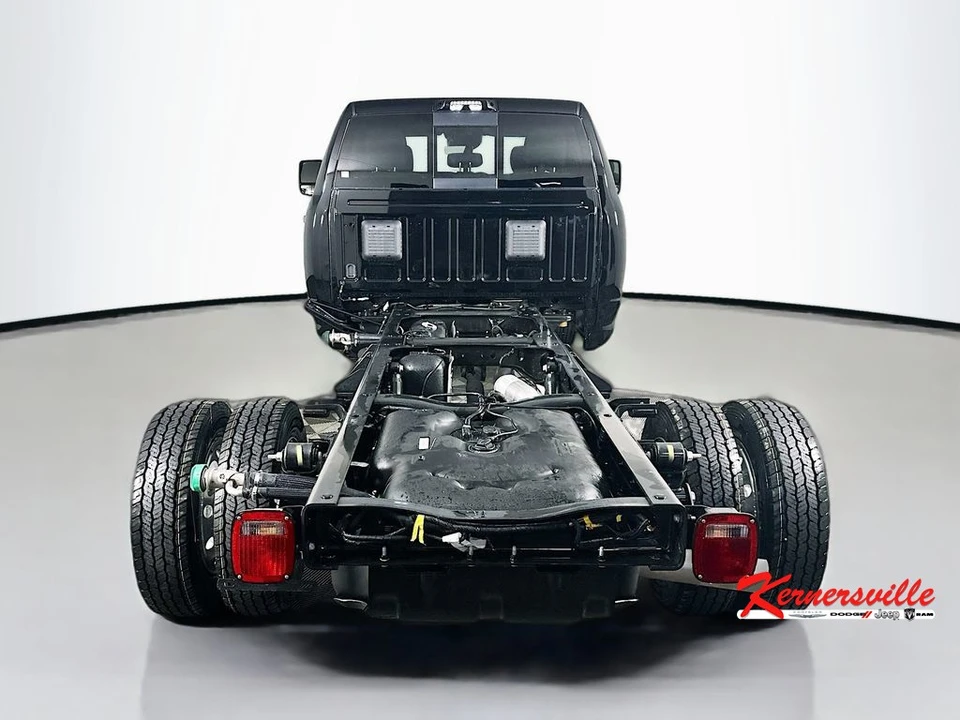 2026 Ram 4500 & 5500 - Image 6 of 20