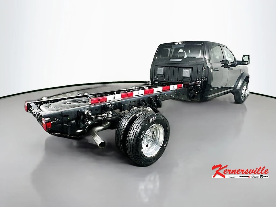 2026 Ram 4500 & 5500 - Image 7 of 20
