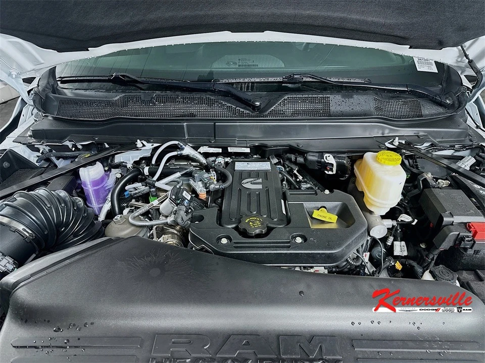 2026 Ram 4500 & 5500 - Image 17 of 21