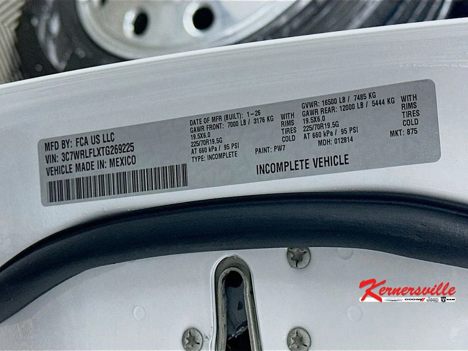2026 Ram 4500 & 5500 - Image 18 of 21