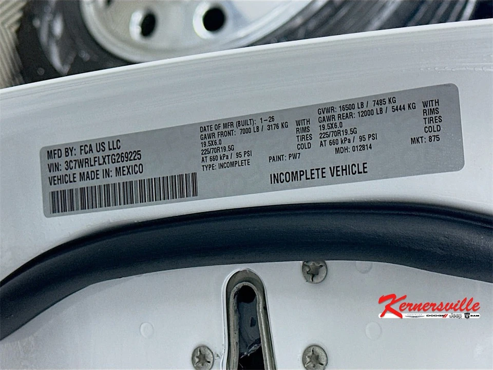 2026 Ram 4500 & 5500 - Image 18 of 21