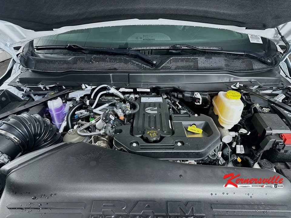 2026 Ram 4500 & 5500 - Image 17 of 21