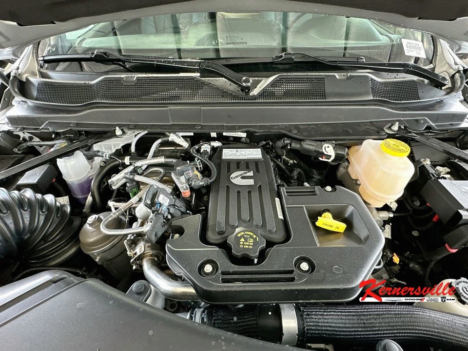2026 Ram 4500 & 5500 - Image 16 of 20