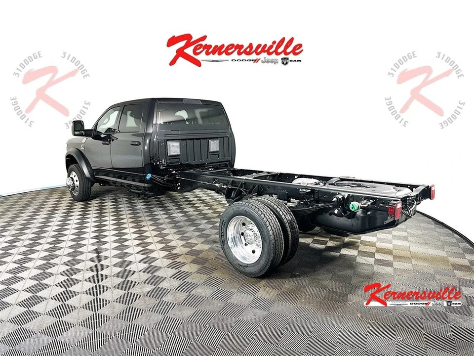2026 Ram 4500 & 5500 - Image 5 of 20