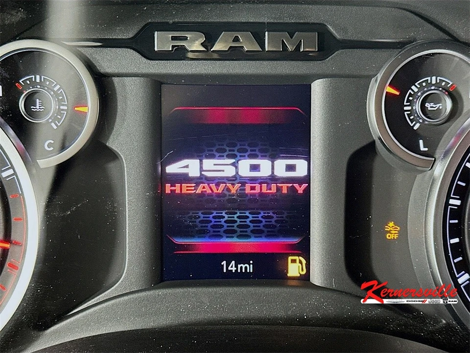 2026 Ram 4500 & 5500 - Image 11 of 20