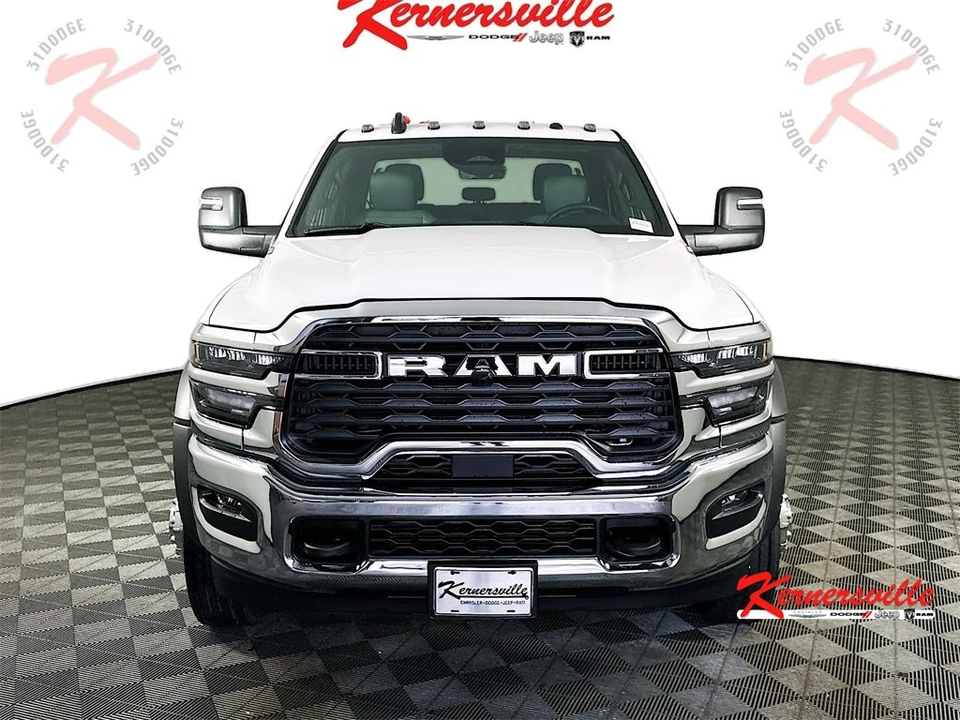 2026 Ram 4500 & 5500 - Image 2 of 12