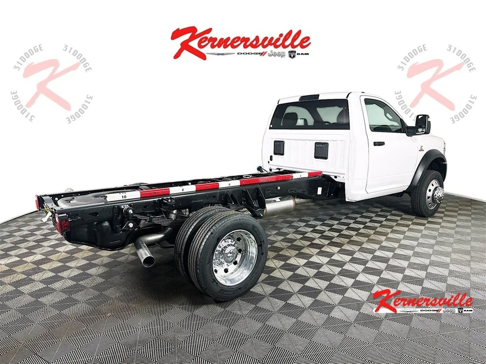 2026 Ram 4500 & 5500 - Image 7 of 21