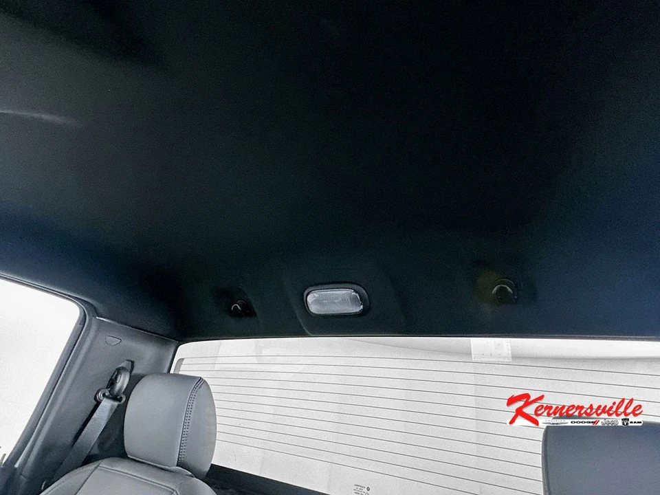 2026 Ram 4500 & 5500 - Image 14 of 21